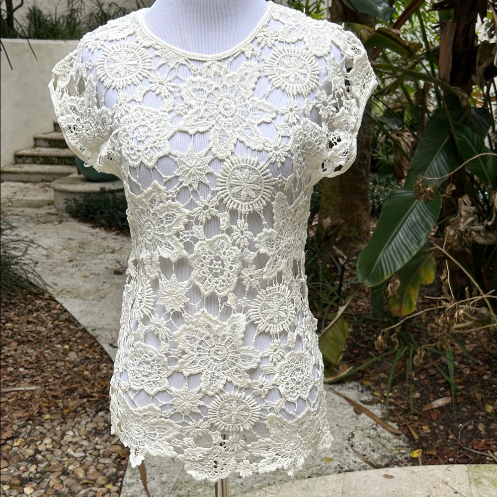 Crochet Lace Short Sleeve Top - Cream